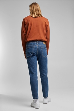 Снимка на SUSTAINABLE Мъжки дънки „RELAXED SLIM“ от органичен памук