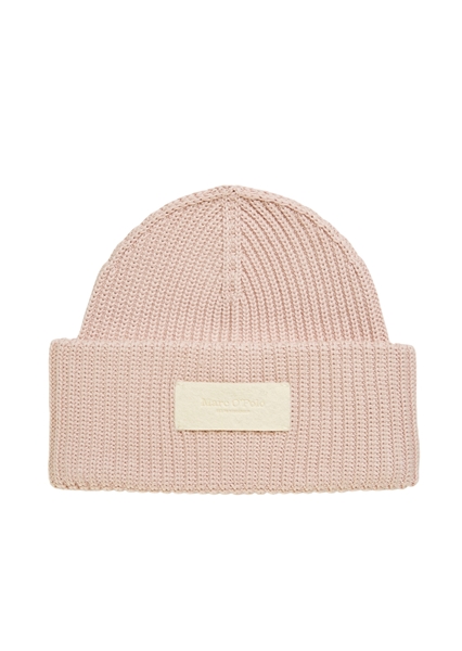 Picture of DfC knitted hat made from organic cotton