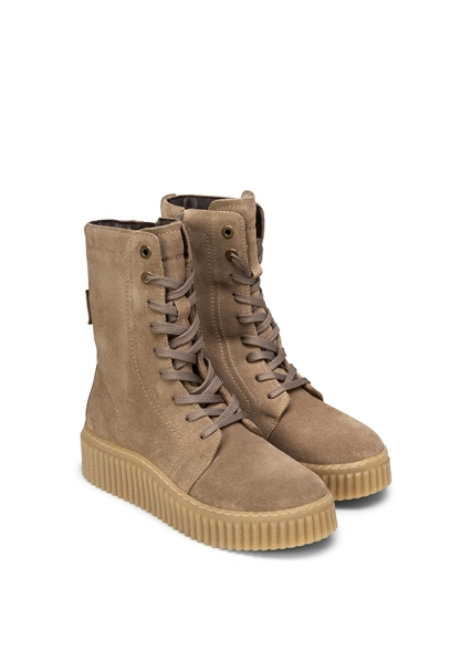 Снимка на Дамски кожени боти