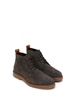 Picture of Desert Boot Model Linus made from soft suede cowhide