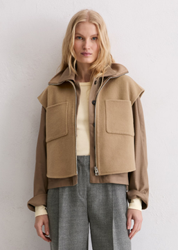 Picture of Zip vest relaxed made from fine wool doubleface