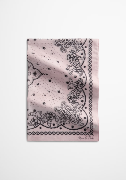 Снимка на Дамски цветен шал