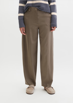 Picture of Barrel-style tapered suit trousers made from premium TENCEL™ Lyocell