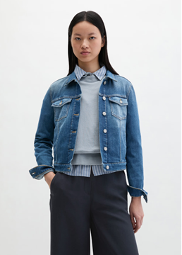Picture of Regular denim jacket made from cashmere touch denim