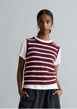 Picture of Sleeveless knitted sweater regular made from an organic cotton-modal blend