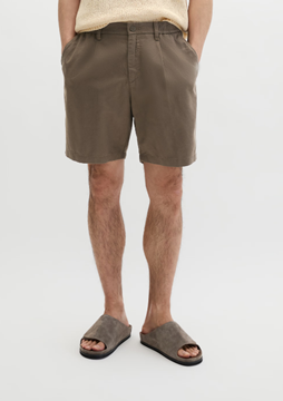 Picture of Shorts Model Eksjö Jogger pleats relaxed made from TENCEL™ Lyocell-linen mix
