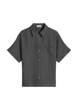 Picture of Regular short-sleeved linen blouse with wide box pleats at the back