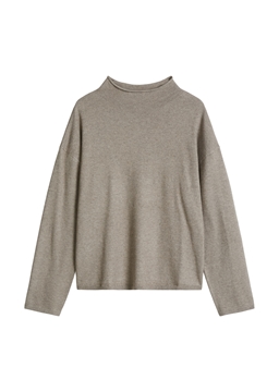 Picture of Oversized fine knit sweater made from a soft virgin wool blend