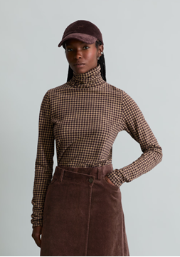 Picture of Printed Slim-Fit Long-Sleeve Turtleneck made of peached slub jersey