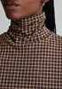 Picture of Printed Slim-Fit Long-Sleeve Turtleneck made of peached slub jersey