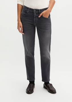 Picture of Theda Boyfriend Cropped Jeans Made from organic stretch cotton