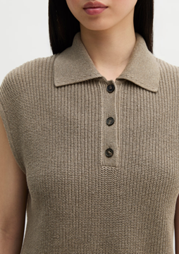 Picture of Relaxed knit polo shirt made from organic cotton quality
