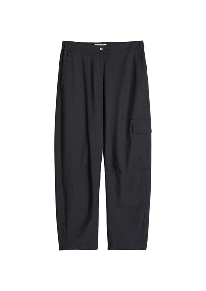 Picture of Barrel-Cut Cropped Wool Cargo Pants made of stretch wool