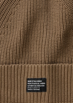 Picture of Knitted hat made of compact cotton yarn