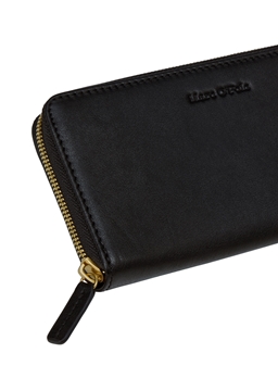 Picture of Finja Combination Wallet made of smooth cowhide leather